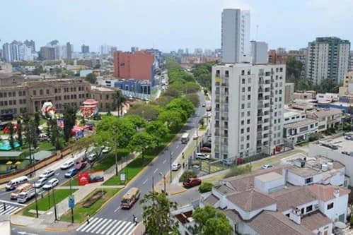 Plantan árbol, rompen tubería y dejan a Jesús María sin agua ni paso vehicular Jesús María distrito