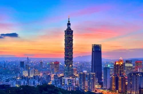 Taiwán y Estados Unidos inician producción conjunta de municiones de artillería clave para la defensa Taiwán - Taipei