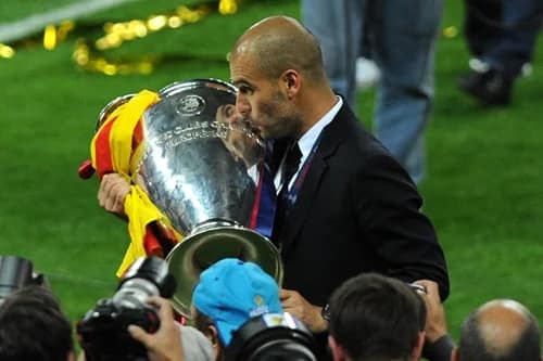 La revolución del ‘tiki-taka’: Cómo el ‘Barça’ de Guardiola cambió para siempre el fútbol moderno Pep Guardiola