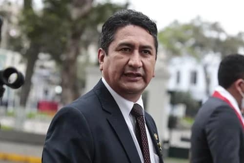 PJ quita S/ 1,6 millones de Vladimir Cerrón y lo transfiere al Estado Vladimir Cerrón