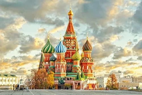 Moscú: Qué ver y hacer en tu primer viaje a la joya imperial de Rusia Moscú Rusia