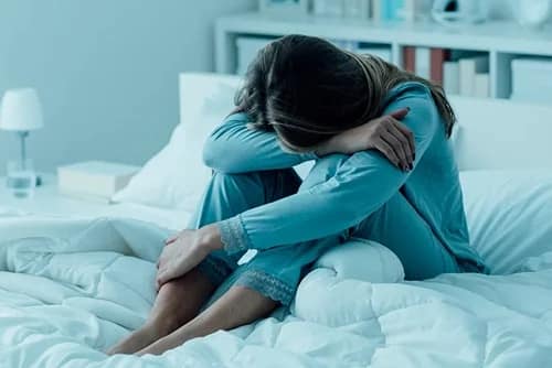 ¿Viuda y sin pensión? Cómo el Fonavi puede ser tu salvavidas económico este mes Depresión cama