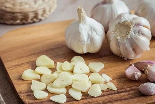 Ajo: Un antibiótico natural en tu cocina para combatir infecciones Ajo