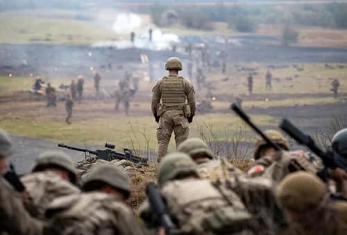 El Legado de los Grandes Conflictos del Siglo XX y su Relevancia Actual (Guerras Mundiales, Guerra Fría) Guerra conflicto