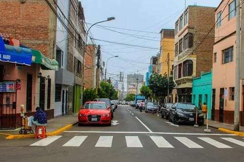 Surquillo: Detienen a adolescentes implicados en el robo de celulares bajo la modalidad del raqueteo Surquillo distrito