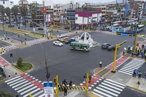 Los Olivos: Capturan a delincuentes que asesinaron a taxista para robarle camioneta Los Olivos distrito